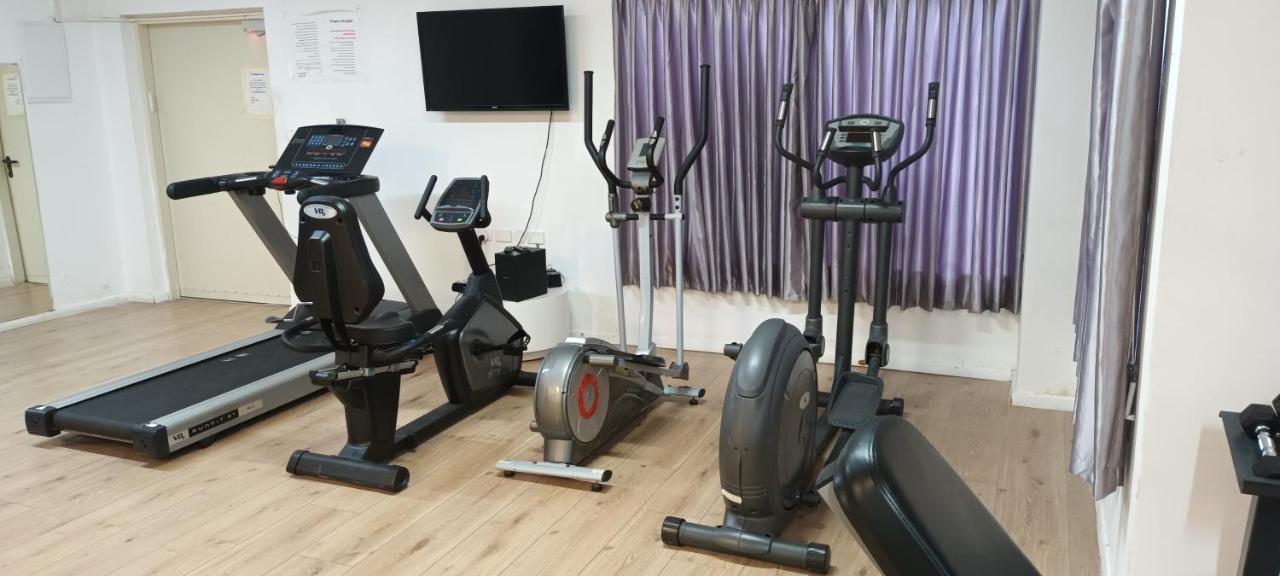 Beach Suite Israel- Private Jacuzzi Garden Suite & Gym, 3 Min Walk To Beach ביץ סוייט ישראל- ג'קוזי פרטי בגינה 3 דקות הליכה לים וחדר כושר Ασκελόν Εξωτερικό φωτογραφία