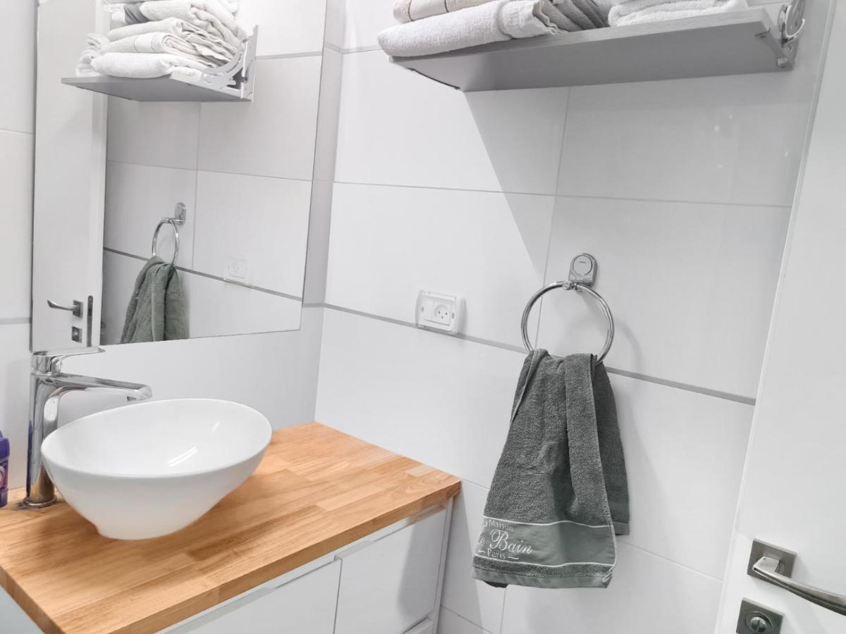 Beach Suite Israel- Private Jacuzzi Garden Suite & Gym, 3 Min Walk To Beach ביץ סוייט ישראל- ג'קוזי פרטי בגינה 3 דקות הליכה לים וחדר כושר Ασκελόν Εξωτερικό φωτογραφία